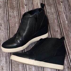 A New Day Women's Black Slip-On Sneakers